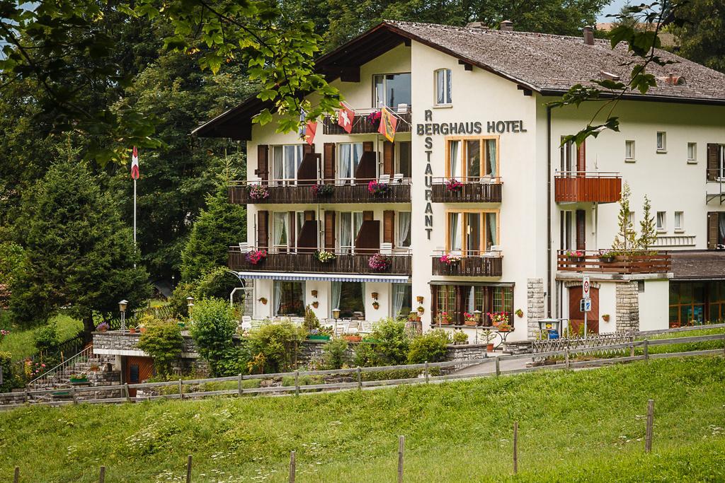 Hotel Berghaus Wengen Bagian luar foto