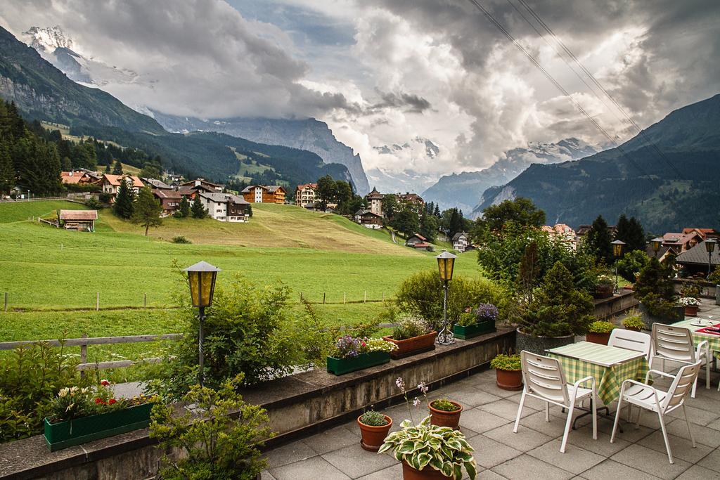 Hotel Berghaus Wengen Bagian luar foto