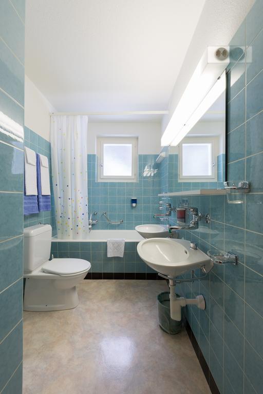 Hotel Berghaus Wengen Ruang foto