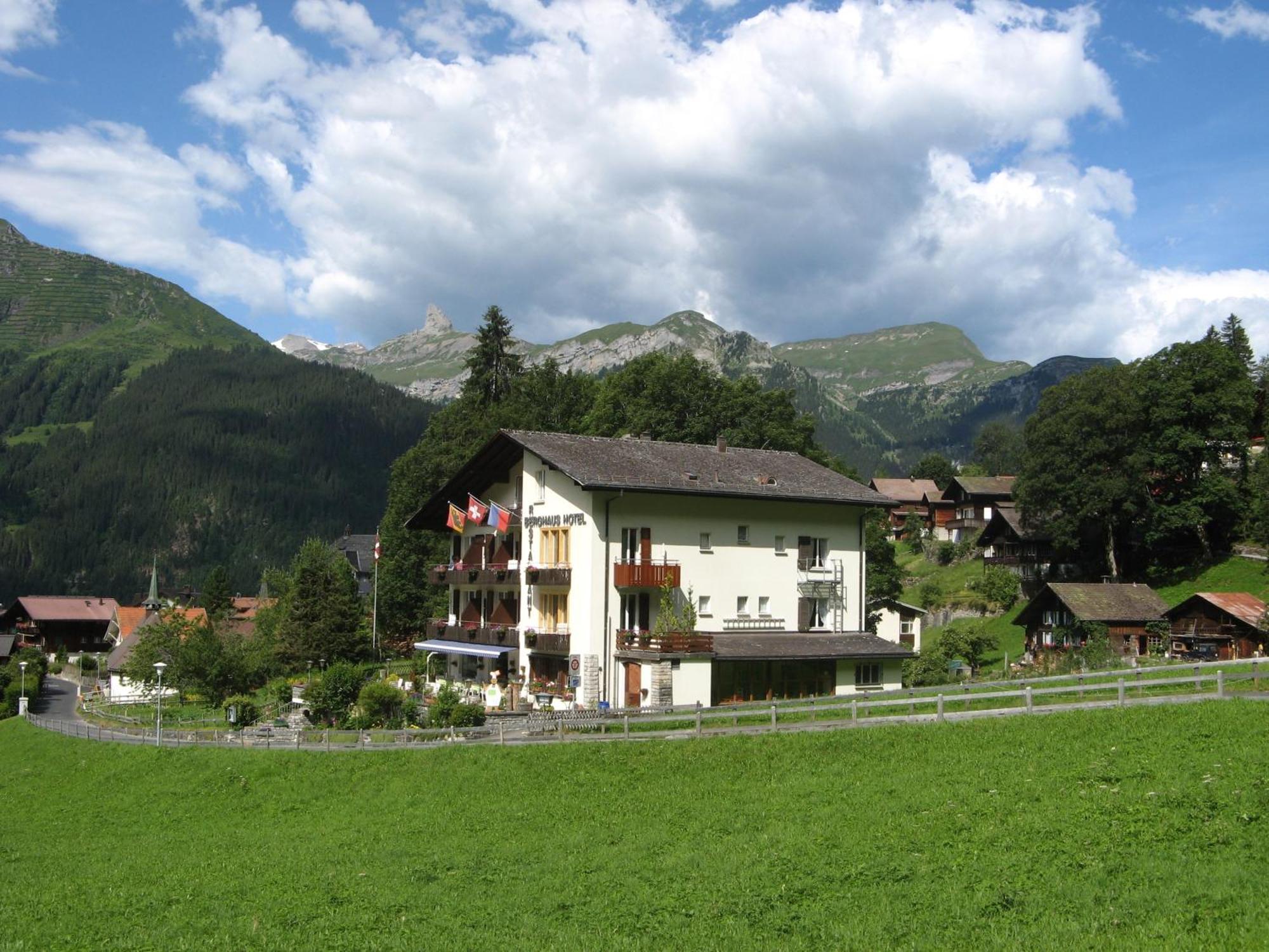 Hotel Berghaus Wengen Bagian luar foto