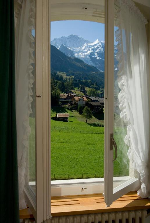Hotel Berghaus Wengen Bagian luar foto