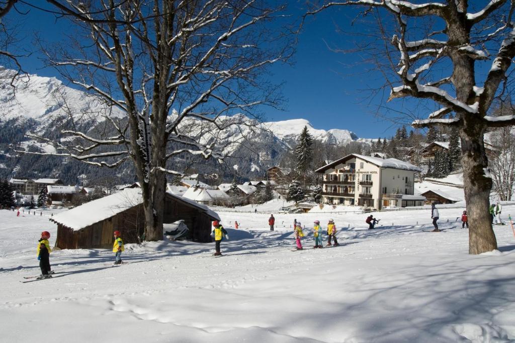 Hotel Berghaus Wengen Bagian luar foto